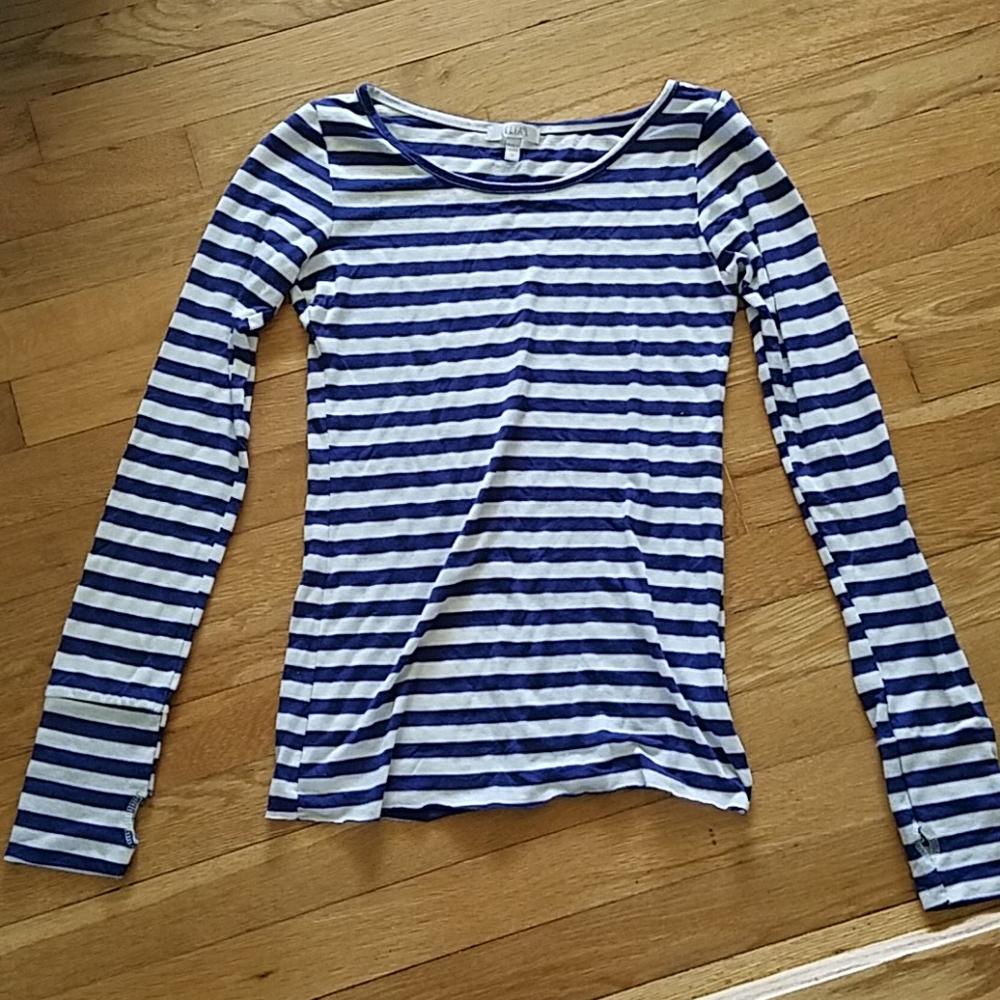 Delia's women's long sleeve shirt
